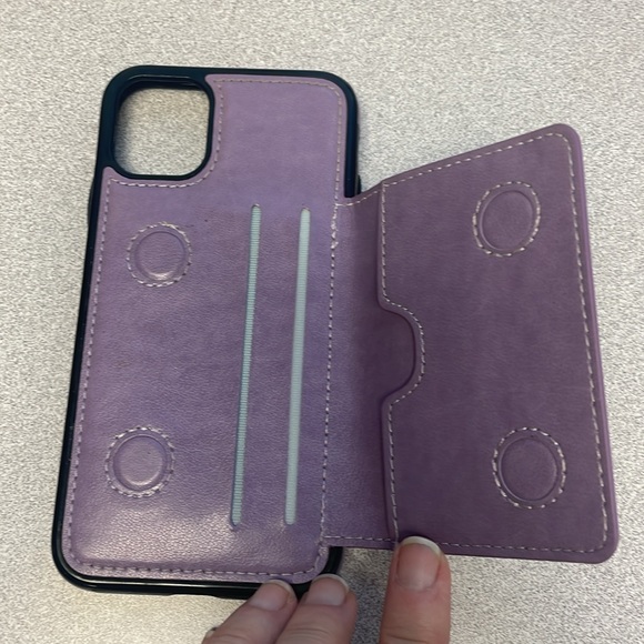 iPhone 11 wallet case - Picture 2 of 6